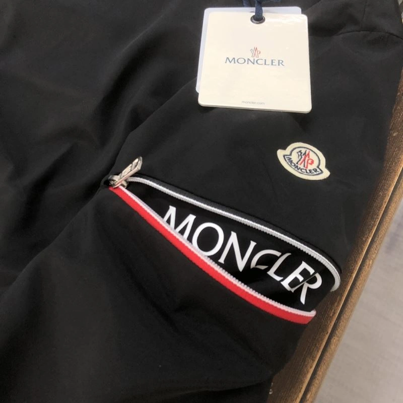 FashionForward Moncler Outwear 143620