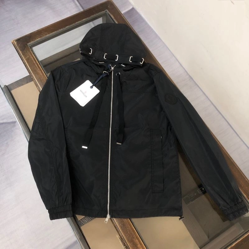 Moncler Outwear WeatherProof 143629