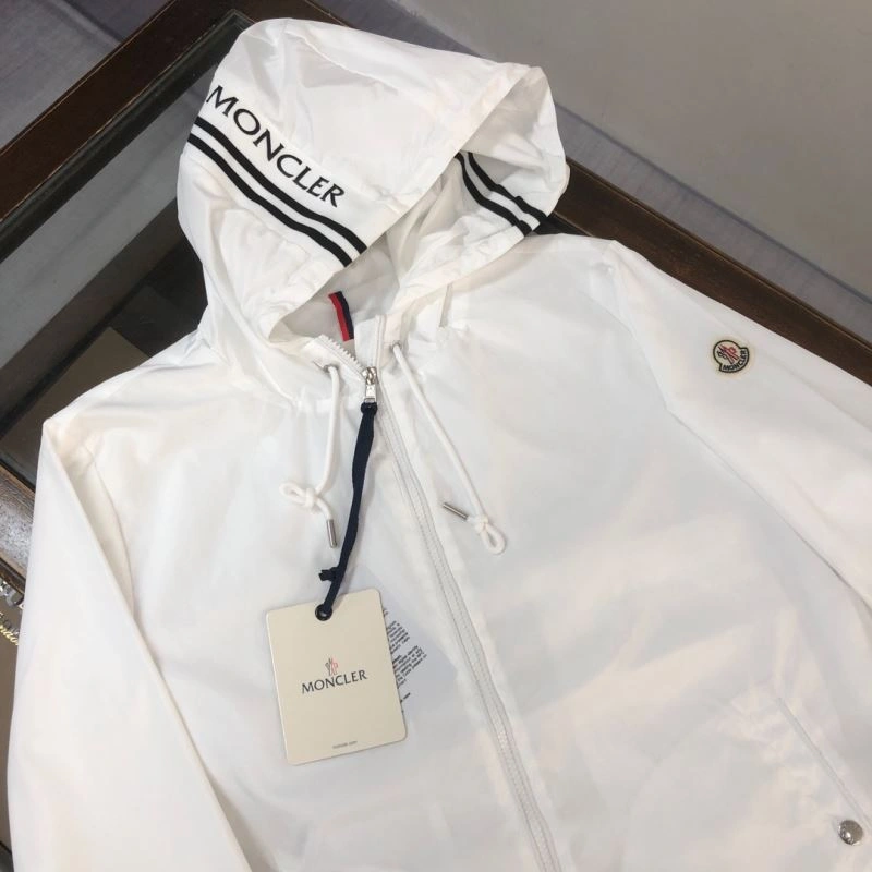Moncler Outwear Original 143628