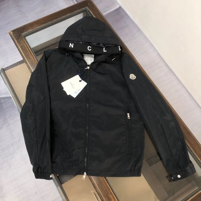 Moncler Outwear ZeroBulk 143643