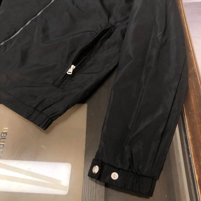 Moncler Outwear ZeroBulk 143643