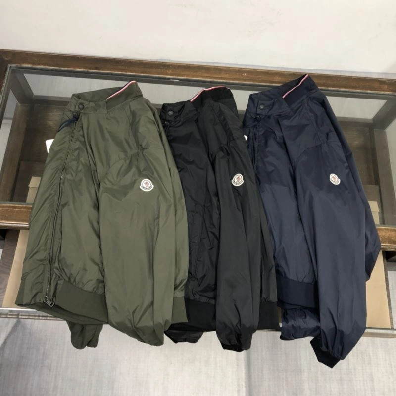 Moncler Outwear BestValue 143638