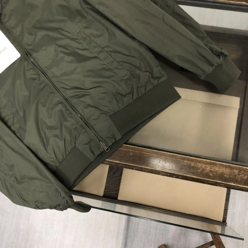 Moncler Outwear BestValue 143638