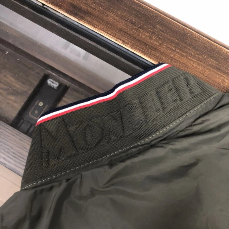 Moncler Outwear BestValue 143638