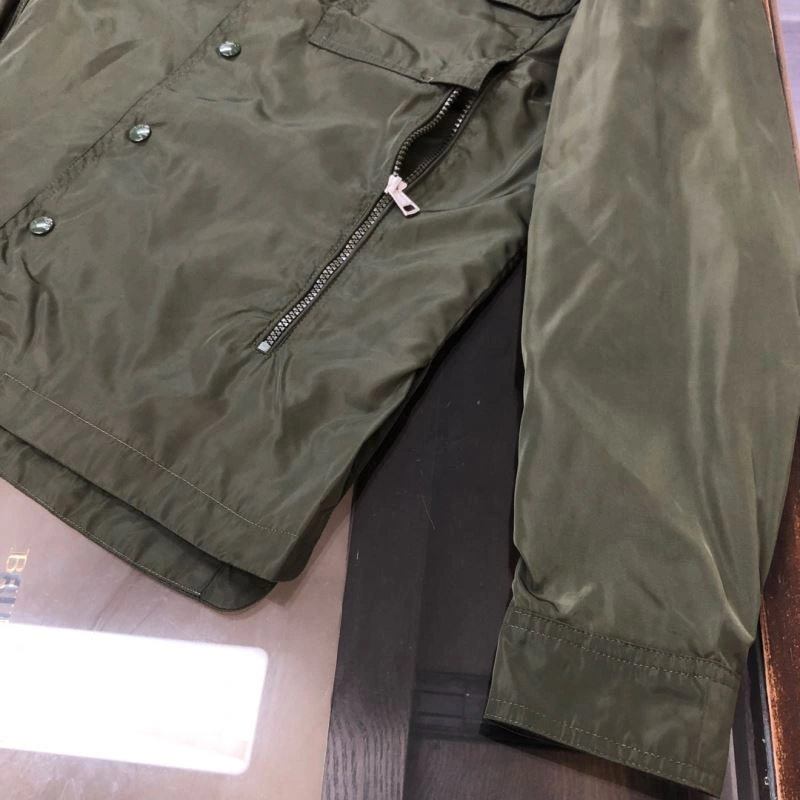 Moncler Outwear Cozy 143636