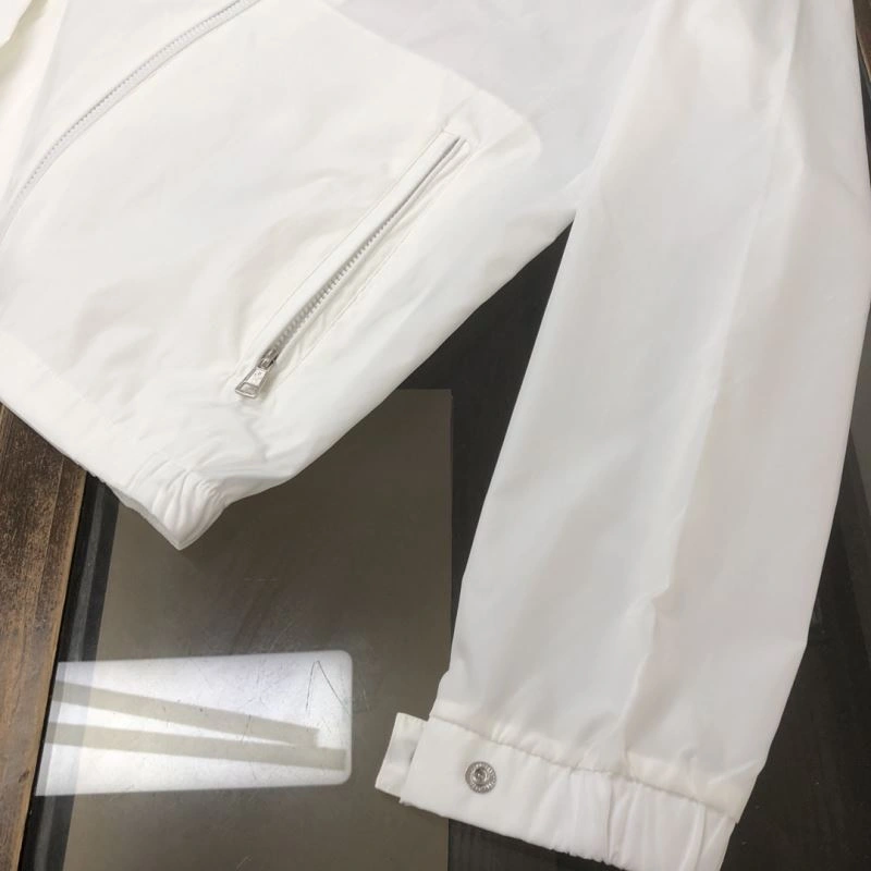 Moncler Outwear Unique 143610