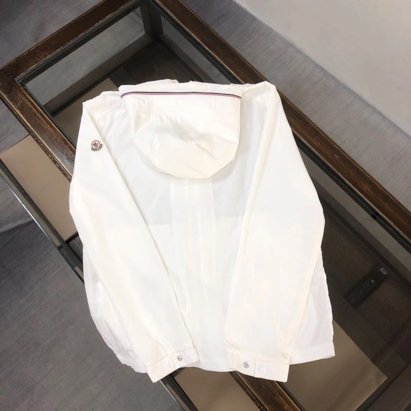 Moncler Outwear Unique 143610