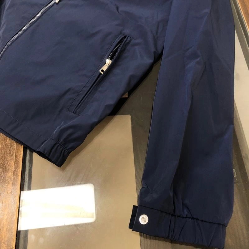 Moncler Outwear Durable 143608