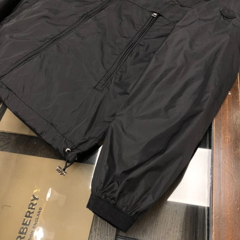 MultiPurpose Moncler Outwear 143603