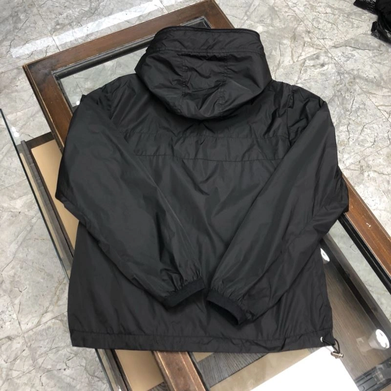MultiPurpose Moncler Outwear 143603