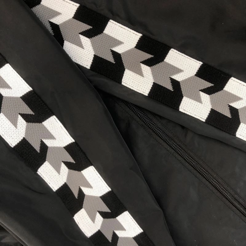 Moncler Outwear FlexibleFit 143596