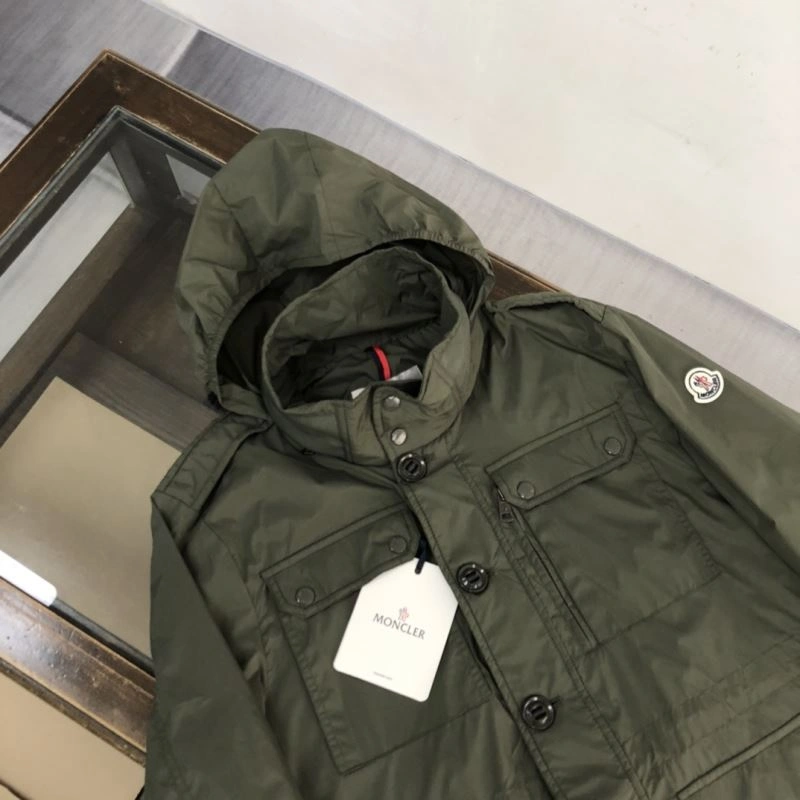 Moncler Outwear GoAnywhere 143598