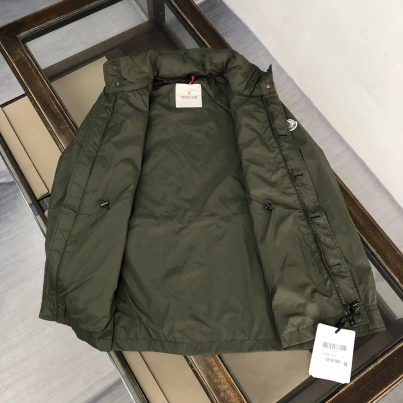 Moncler Outwear GoAnywhere 143598