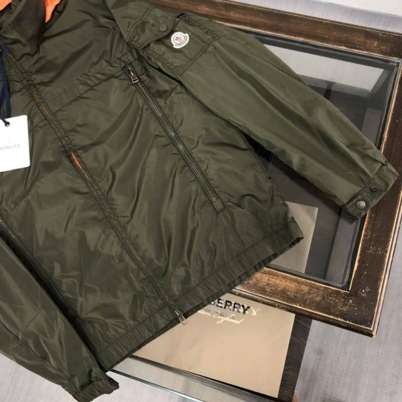 Moncler Outwear GoAnywhere 143591