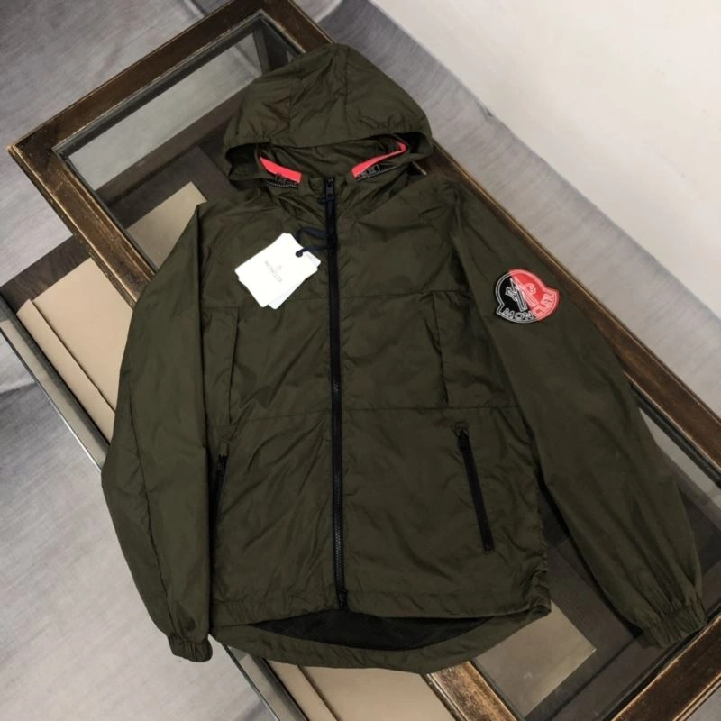 Breathable Moncler Outwear 143592