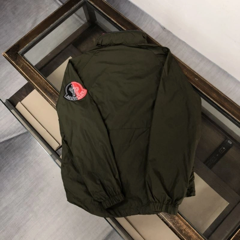 Breathable Moncler Outwear 143592
