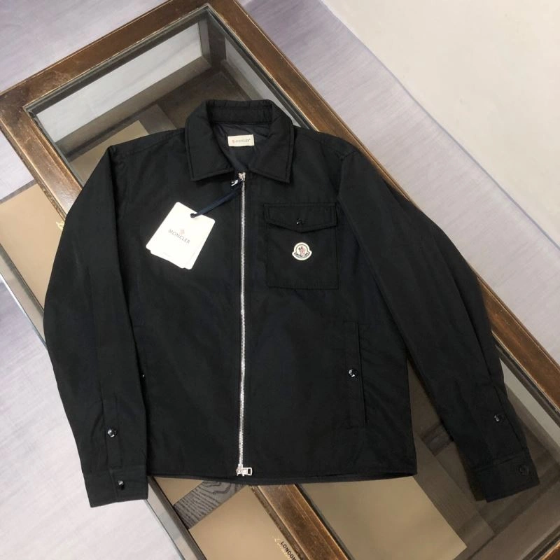 Moncler Outwear WellDesigned 143586