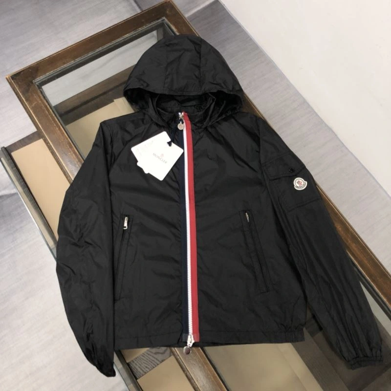 Moncler Outwear GoAnywhere 143588