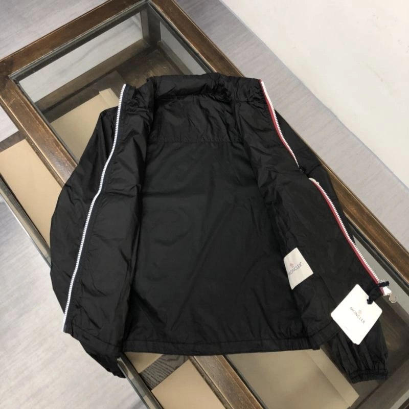 Moncler Outwear GoAnywhere 143588