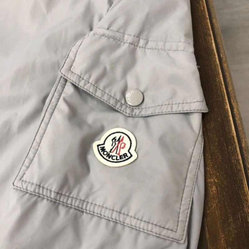 Moncler Outwear DailyWear 143605