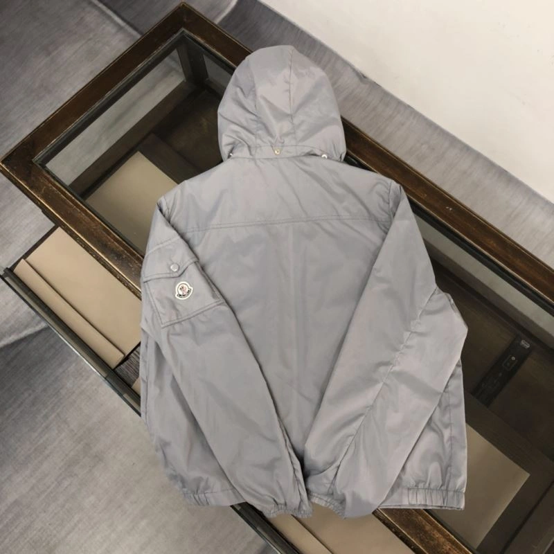 Moncler Outwear DailyWear 143605