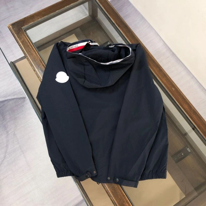 Refined Moncler Outwear 143578