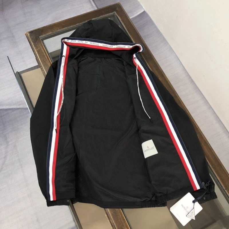 Moncler Outwear AllSeason 143575