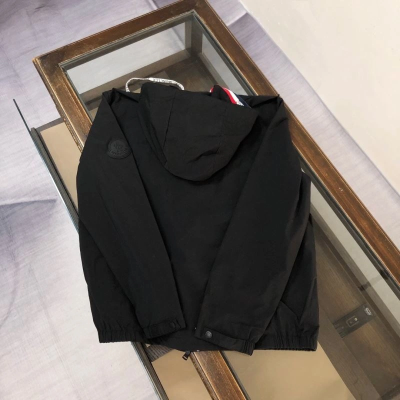 Moncler Outwear AllSeason 143575