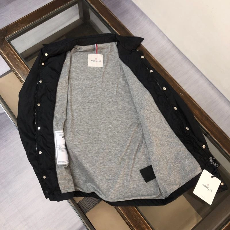 QuickDry Moncler Outwear 143576