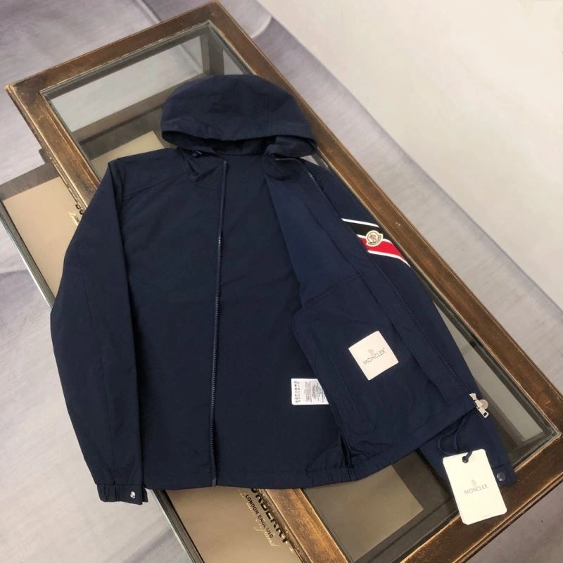 TimelessDesign Moncler Outwear 143570