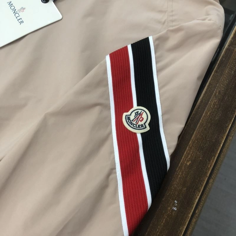 Trendy Moncler Outwear 143647