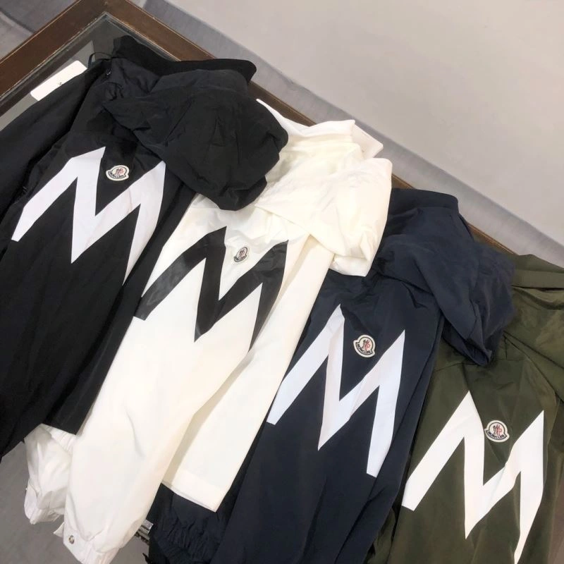 Original Moncler Outwear 143571