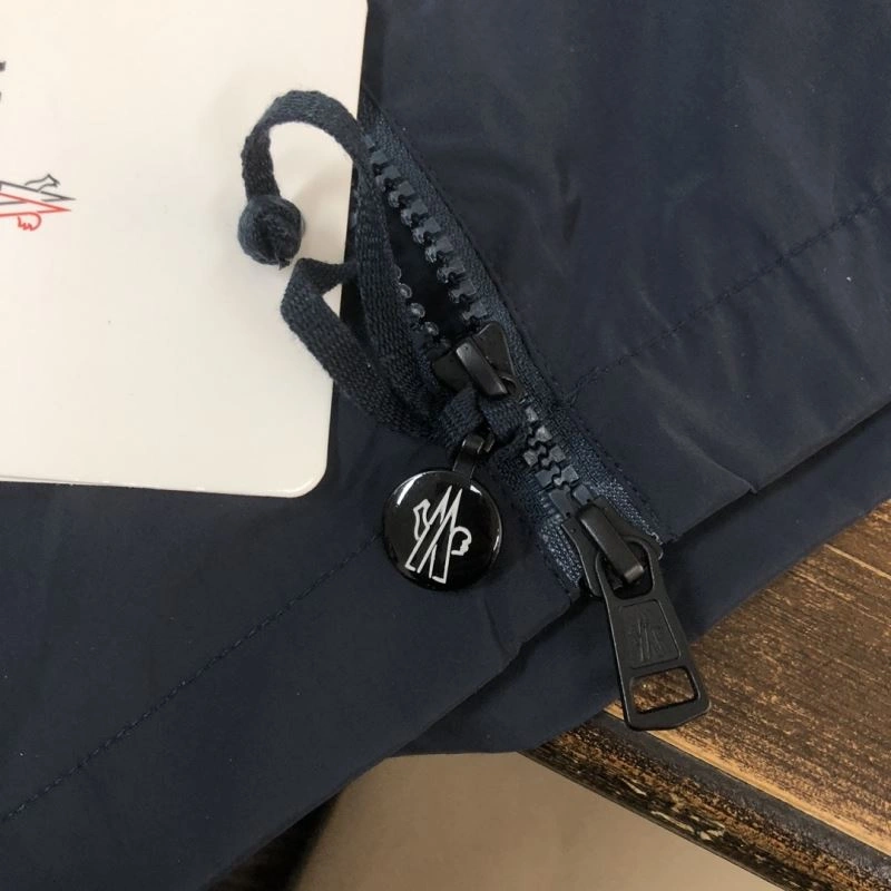 Original Moncler Outwear 143571