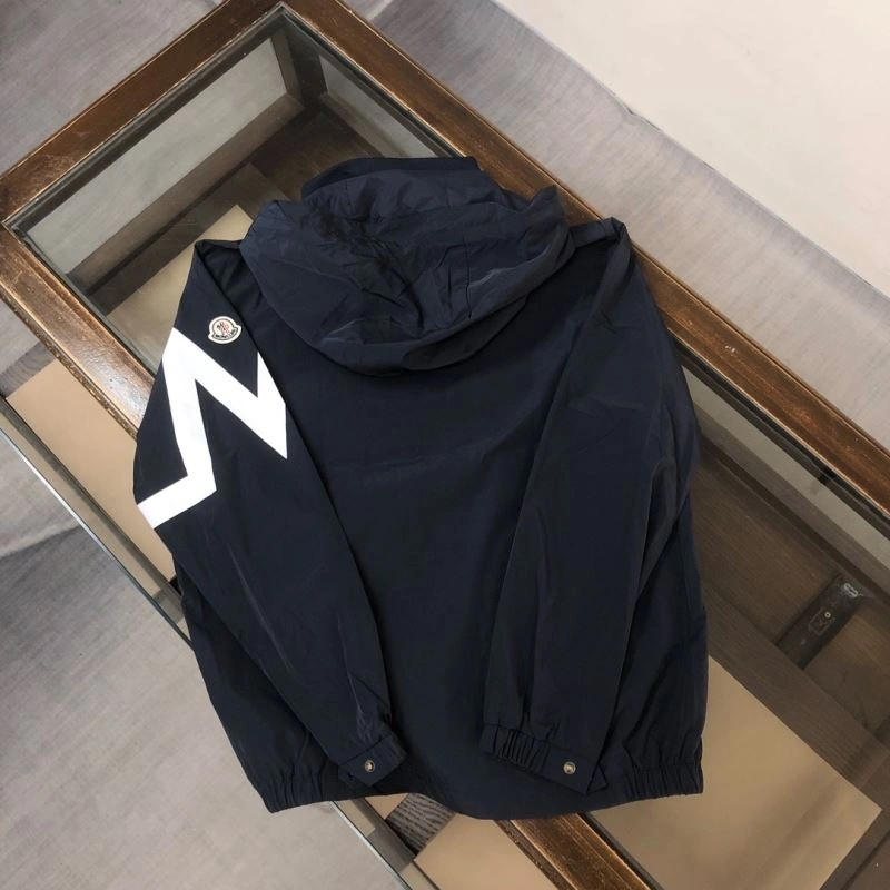 Original Moncler Outwear 143571