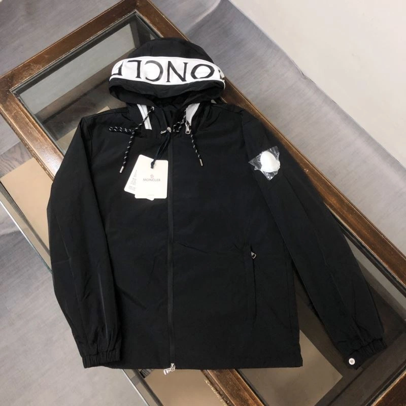 Moncler Outwear FashionForward 143566