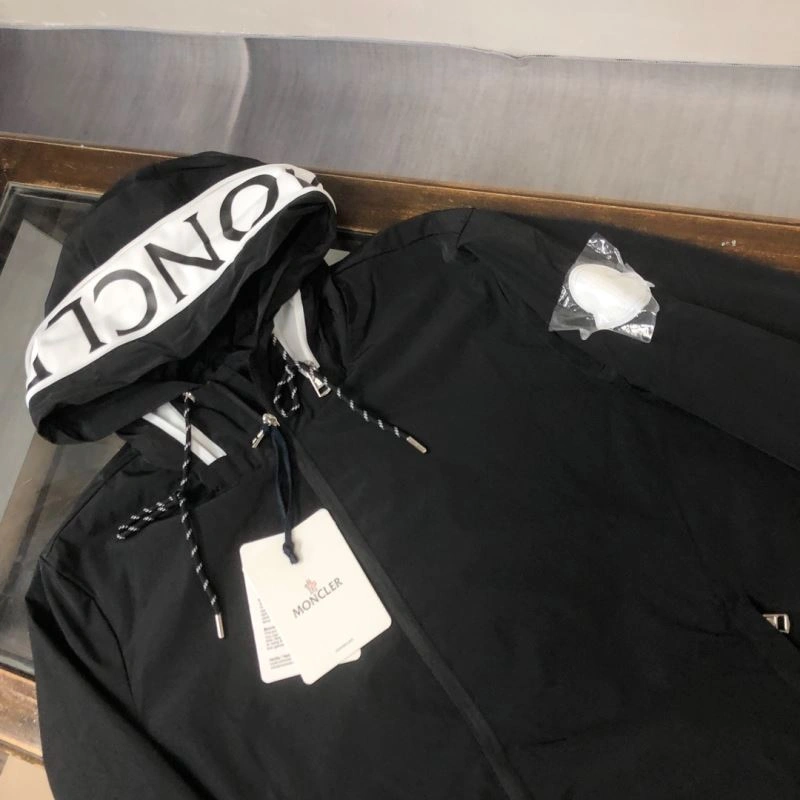 Moncler Outwear FashionForward 143566