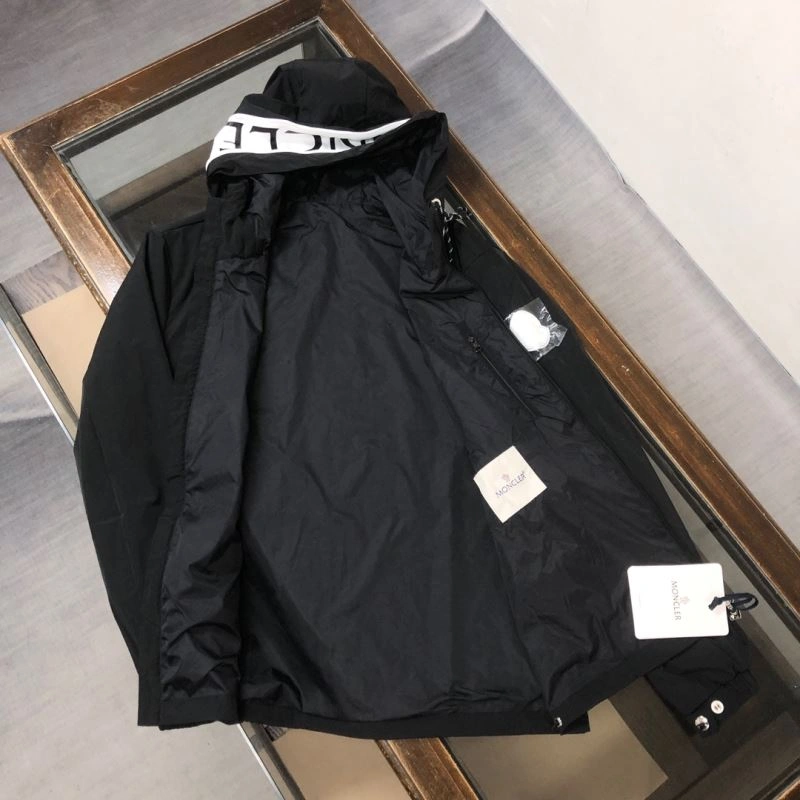 Moncler Outwear FashionForward 143566