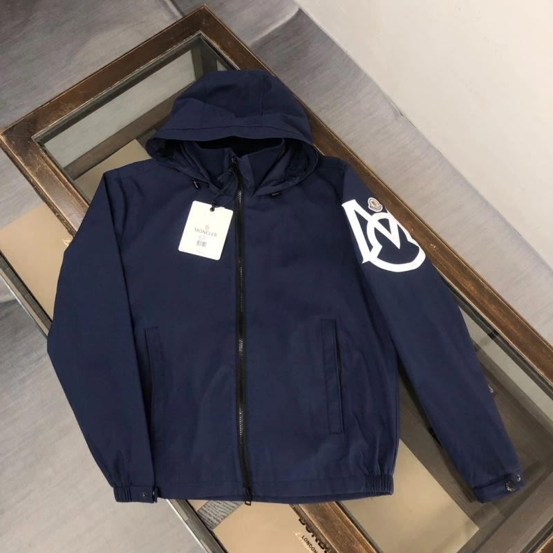 Moncler Outwear Modern 143597