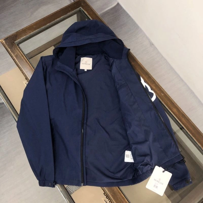 Moncler Outwear Modern 143597
