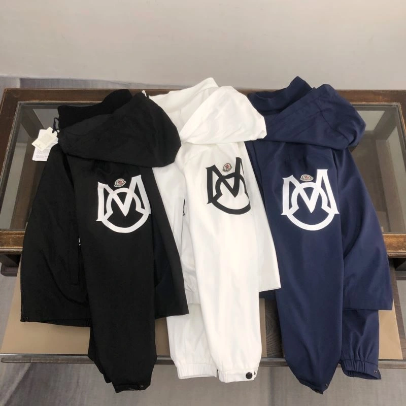 Moncler Outwear Original 143563
