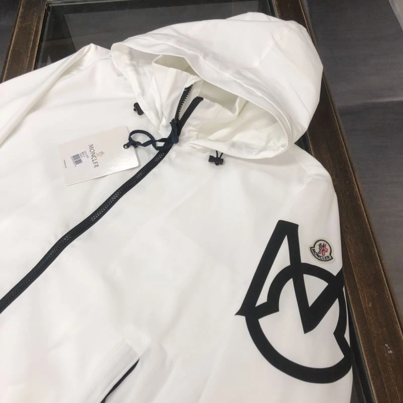 Moncler Outwear Original 143563