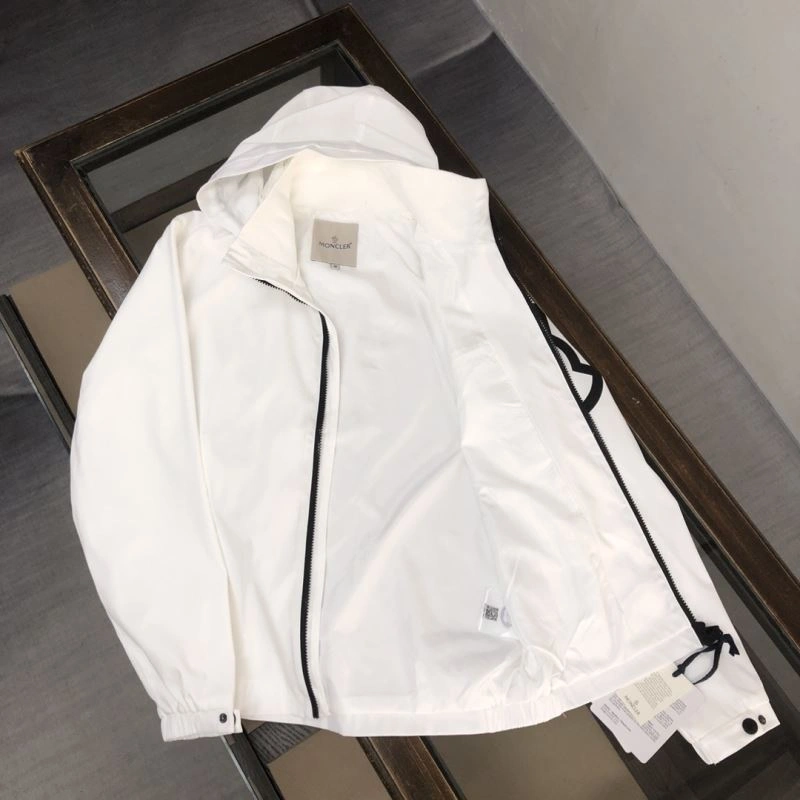 Moncler Outwear Original 143563