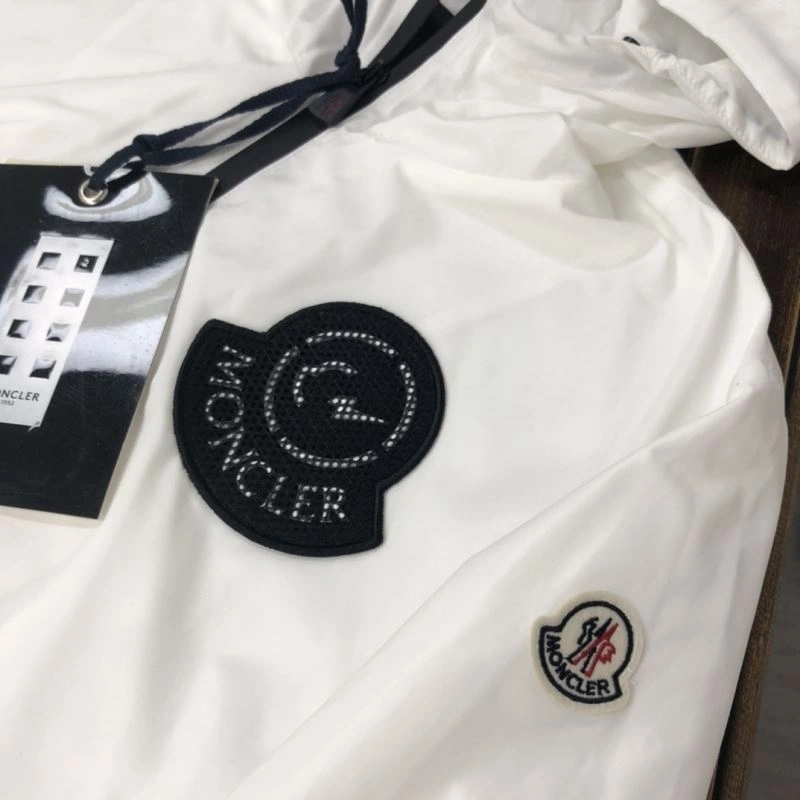 Moncler Outwear FastDry 143562