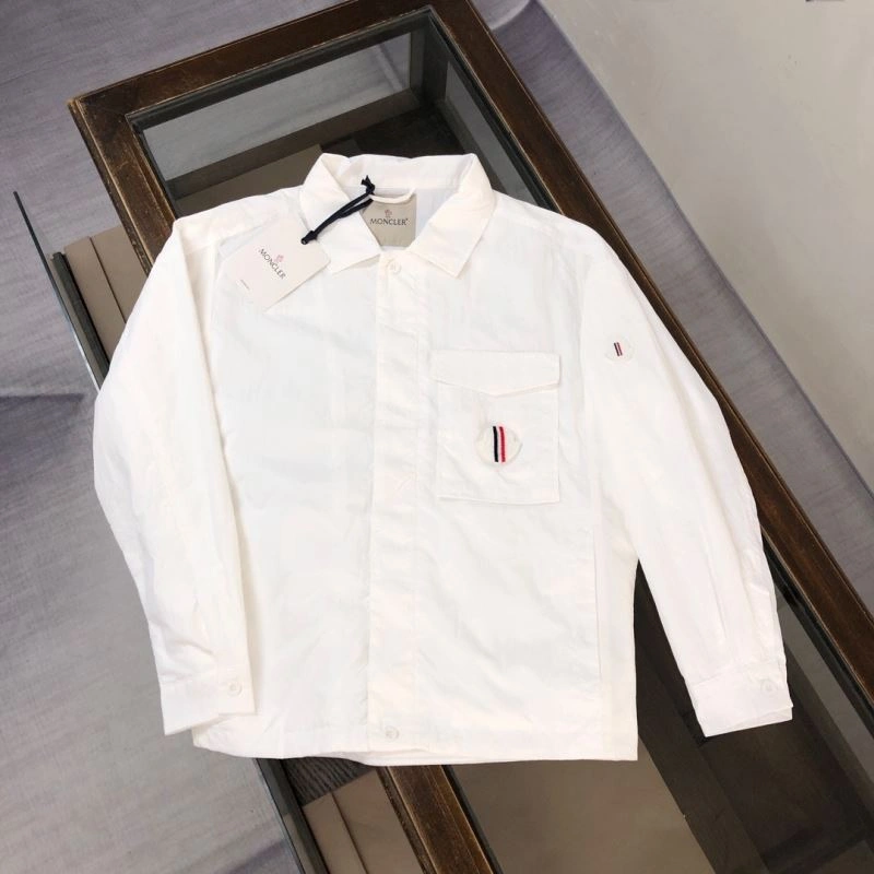 Moncler Outwear ComfortFit 143560