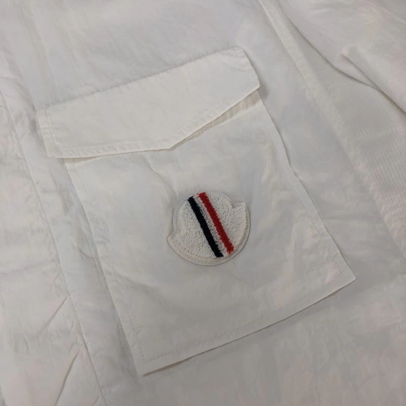 Moncler Outwear ComfortFit 143560