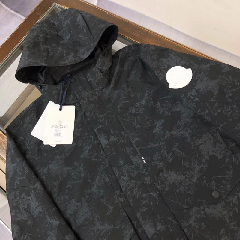 Original Moncler Outwear 143551