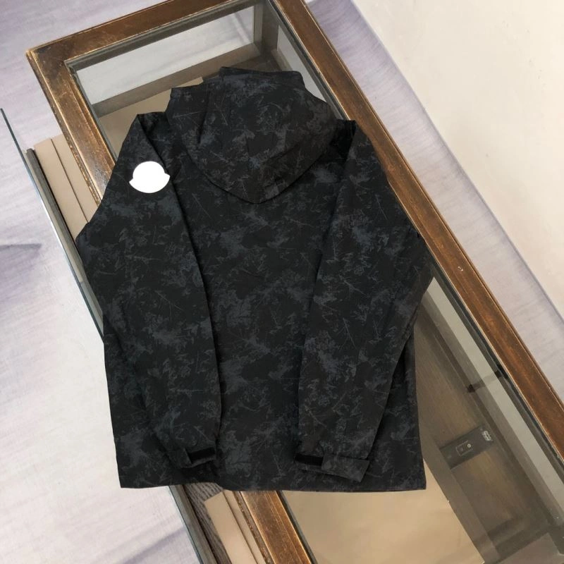 Original Moncler Outwear 143551