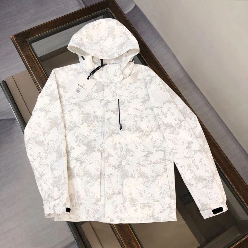 Moncler Outwear Unique 143556