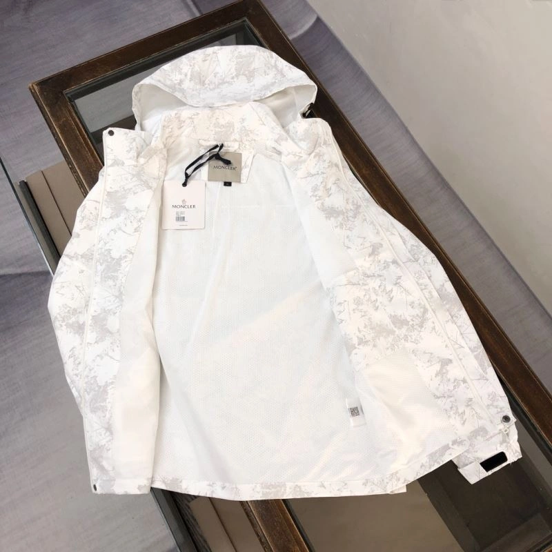 Moncler Outwear Unique 143556