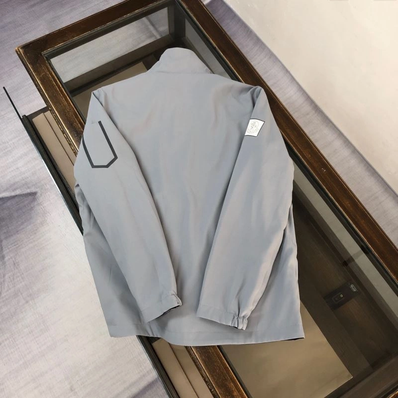 Breathable Moncler Outwear 143557